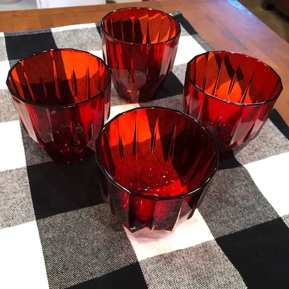 4 beautiful red drinking glasses - Picture 1 of 3